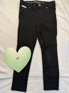 Calvin Klein  - black jagging. Size 4.